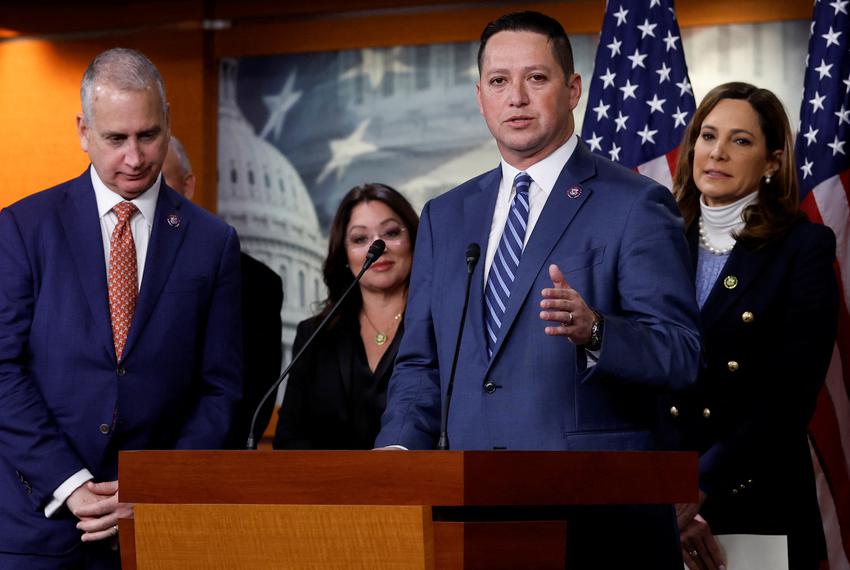 Co-Chairmen U.S. Representative Tony Gonzales (R-TX) and Rep. Mario Diaz-Balart (R-FL) lead a news conference with members of the House Hispanic Conference on Capitol Hill in Washington, U.S. February 1, 2023.  REUTERS/Jonathan Ernst