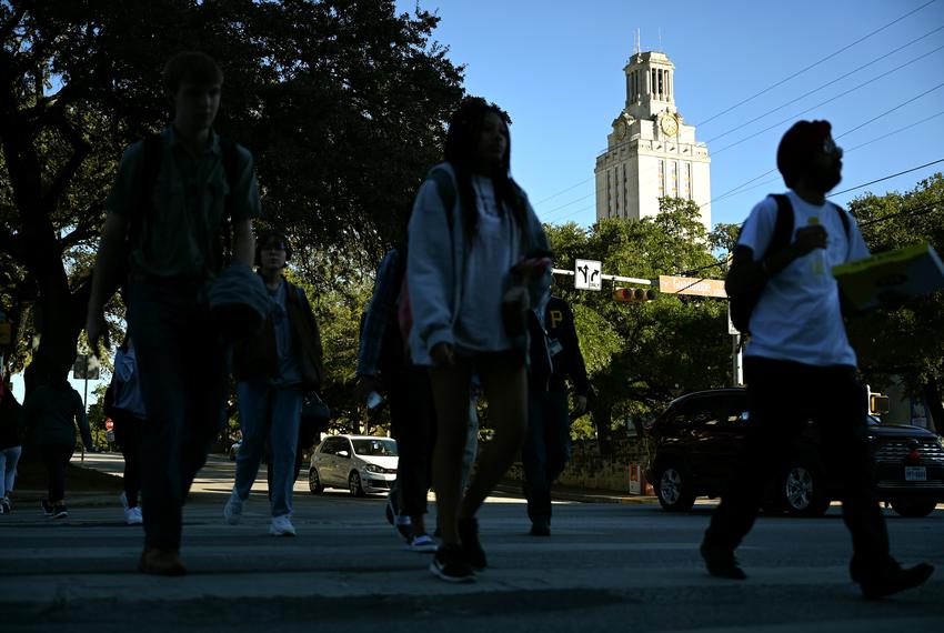 Students on the University of Texas at Austin campus on Nov. 29, 2021.