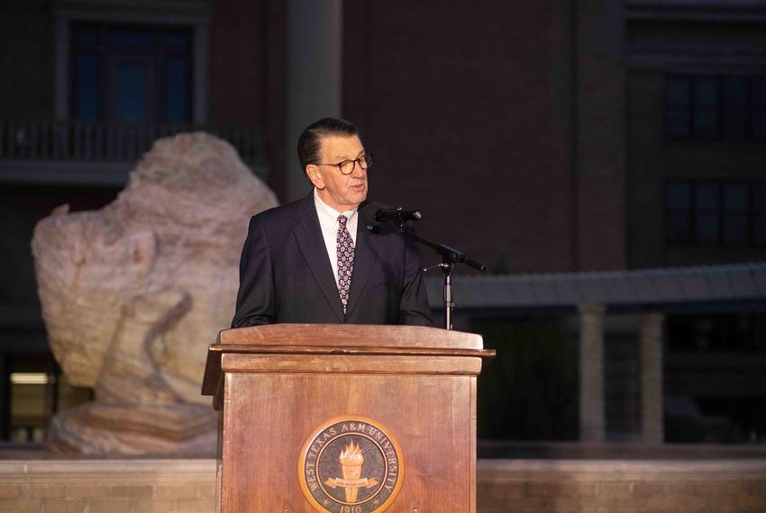West Texas A&M University President Walter Wendler addresses the crowd at the WT Festival of Lights and winter carnival in Canyon on Dec. 2, 2022.
